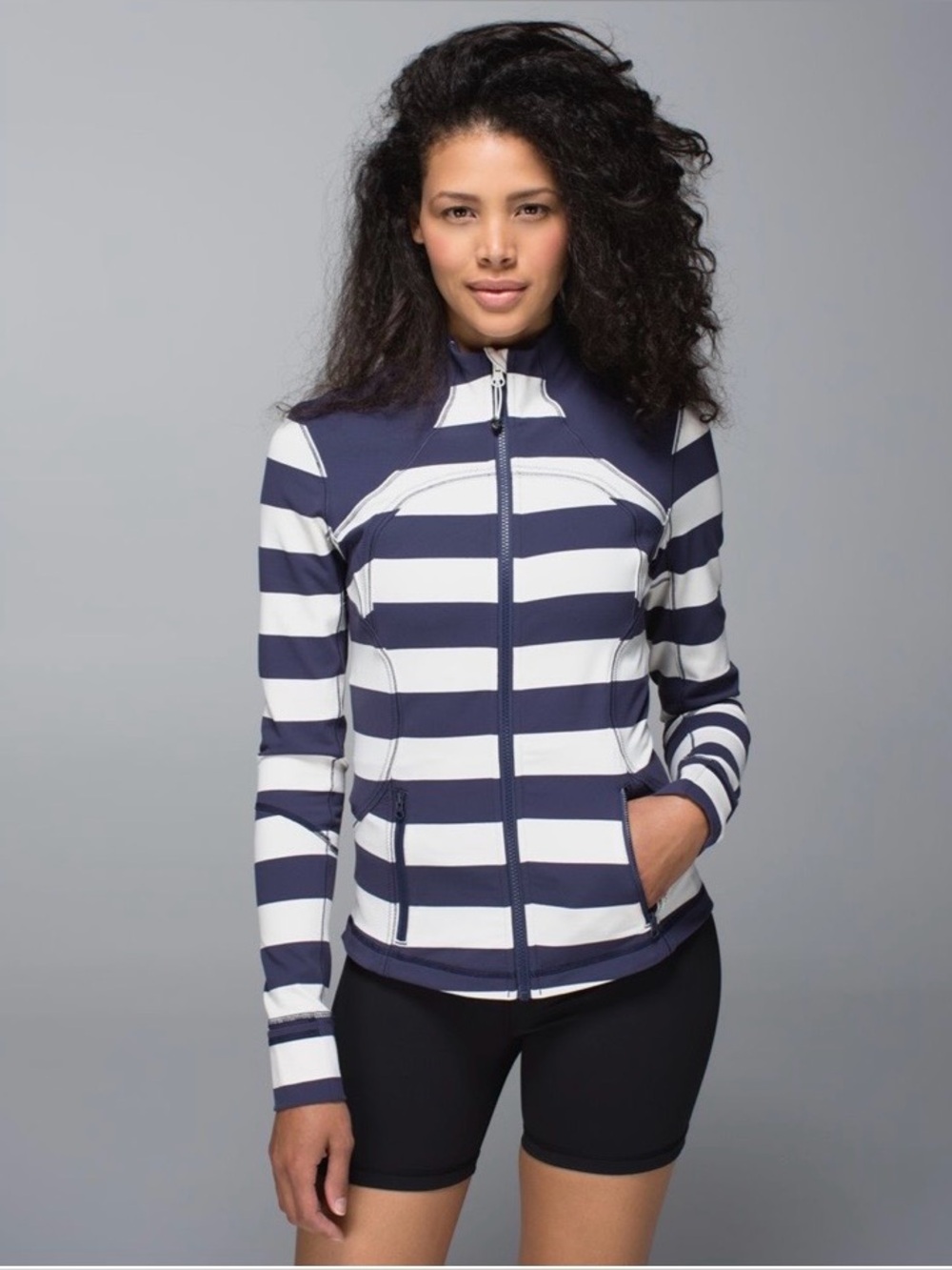 Lululemon Forme Jacket *Cuffins
Steep Stripe Cadet Blue Horizontal  sz 12 EUC